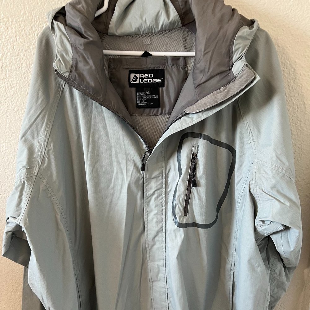 RED LEDGE HOODED JACKET FULL ZIP